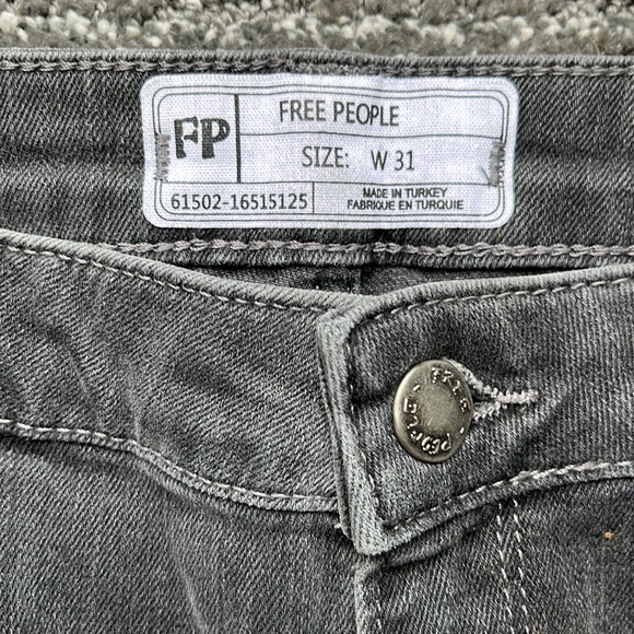 🐺Free People High Rise Crop Flare Stretch denim Jeans dark gray raw hem size 31 - Picture 10 of 12